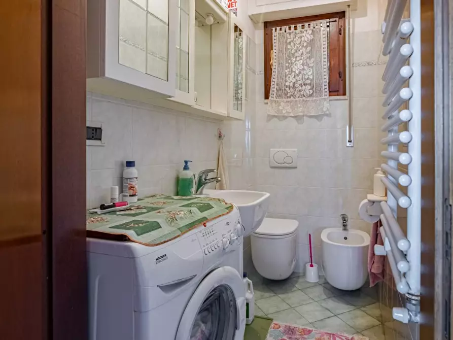 Immagine 9 di Appartamento in vendita  a Pisa