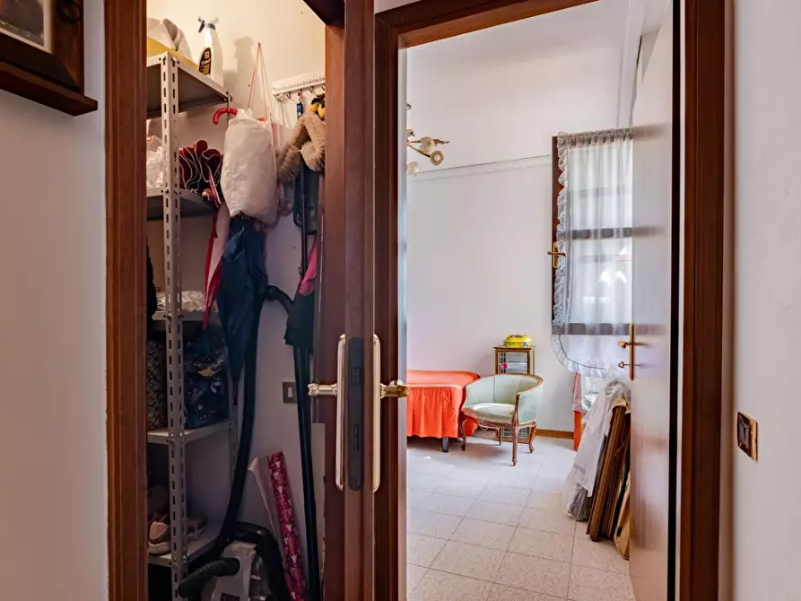 Immagine 15 di Appartamento in vendita  a Pisa