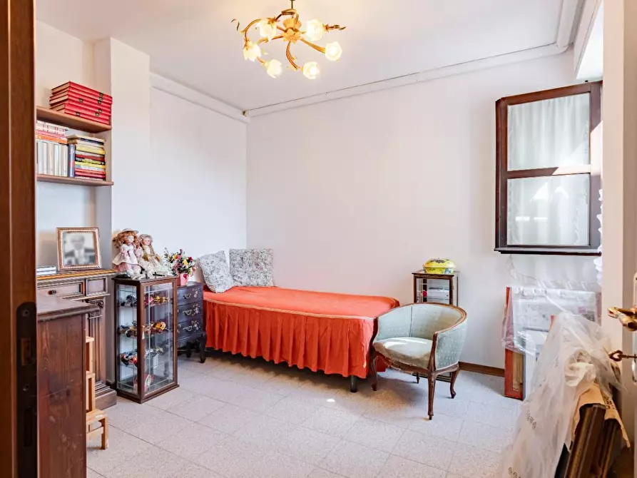 Immagine 16 di Appartamento in vendita  a Pisa