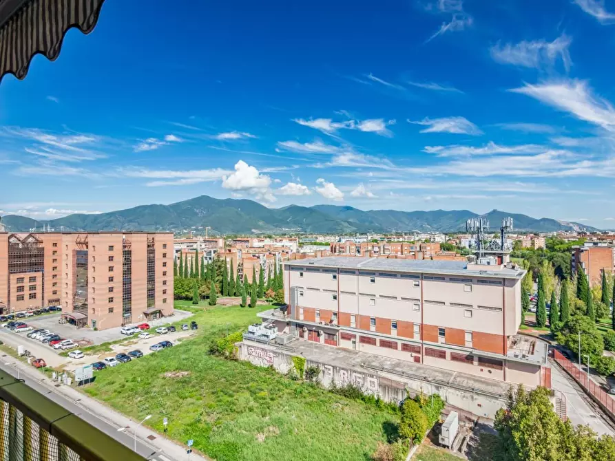 Immagine 26 di Appartamento in vendita  a Pisa