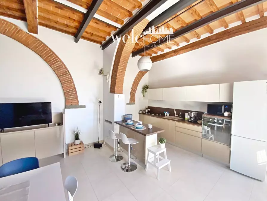 Immagine 16 di Appartamento in vendita  a Campi Bisenzio