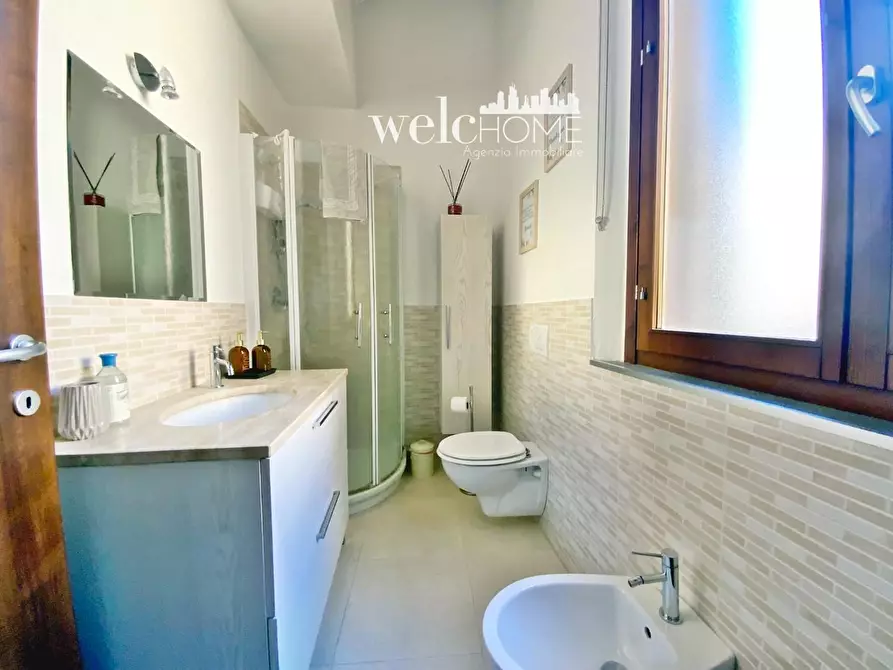 Immagine 12 di Appartamento in vendita  a Campi Bisenzio