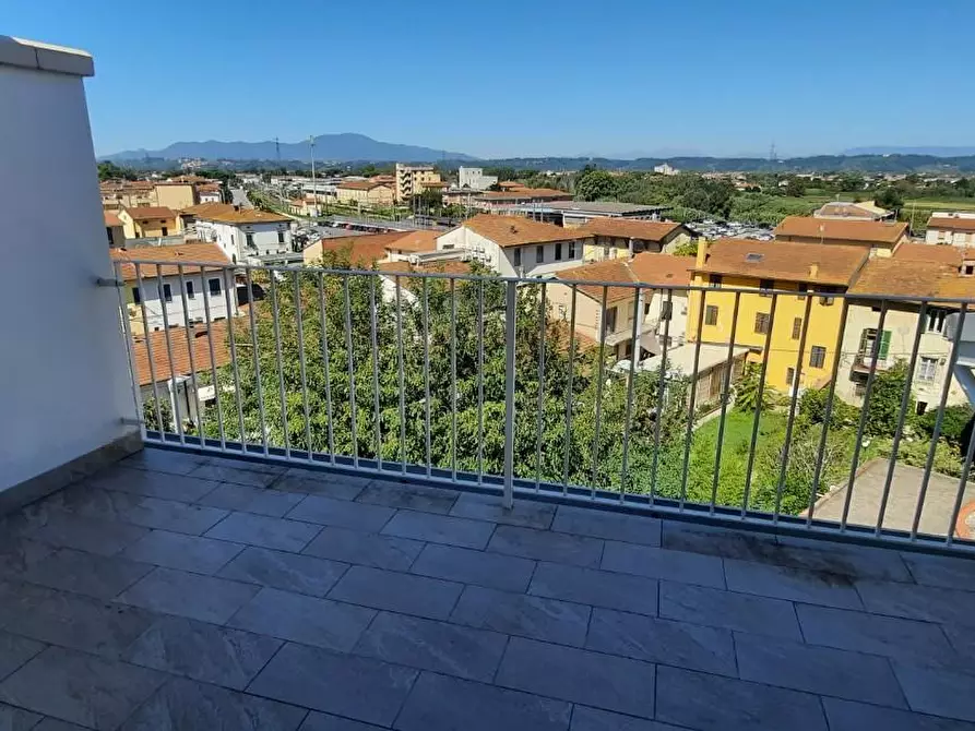 Immagine 13 di Appartamento in vendita  a Montopoli In Val D'arno