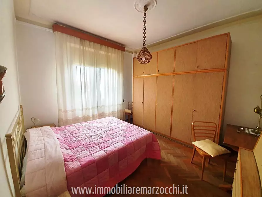 Immagine 9 di Appartamento in vendita  a Siena