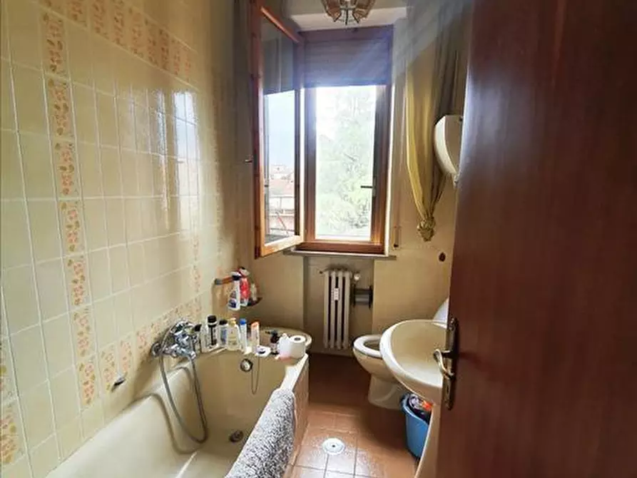 Immagine 7 di Appartamento in vendita  a Siena