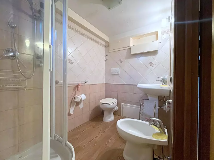 Immagine 28 di Villa in vendita  a Massarosa