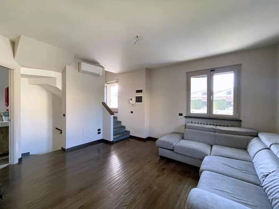 Immagine 14 di Villa in vendita  a Massarosa