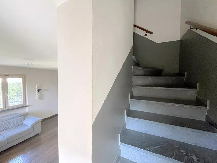 Immagine 32 di Villa in vendita  a Massarosa