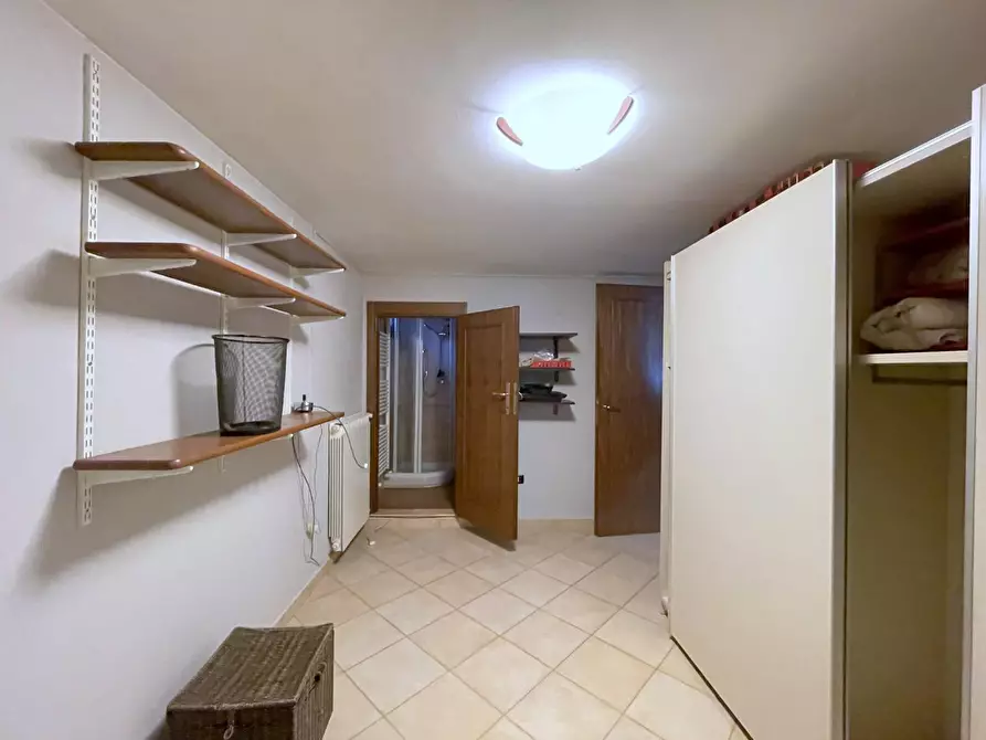 Immagine 27 di Villa in vendita  a Massarosa