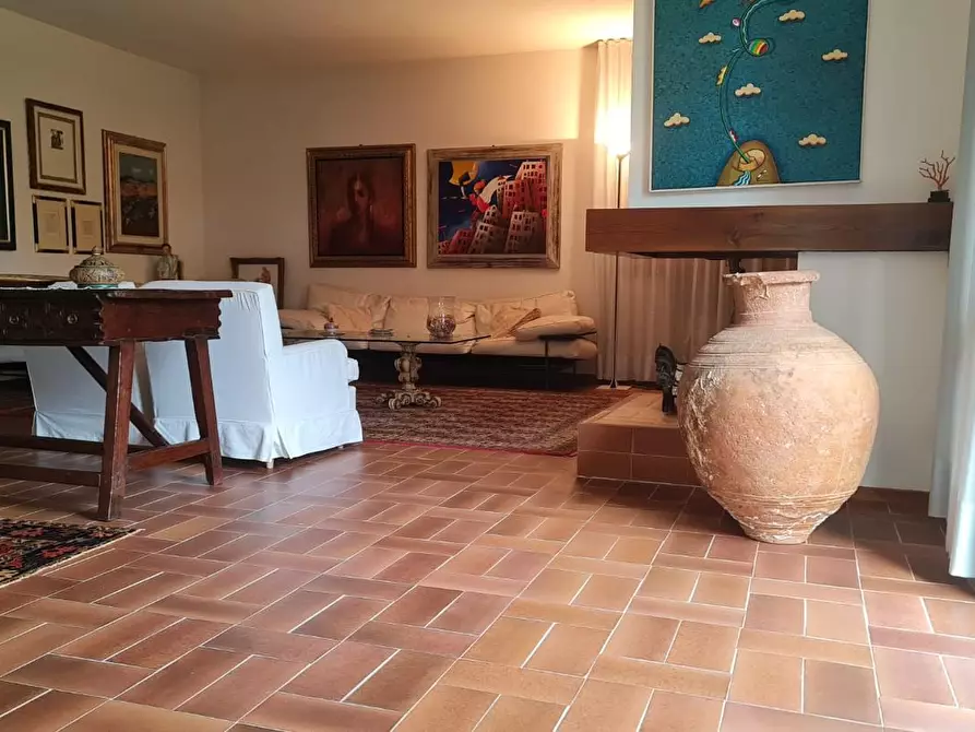Immagine 8 di Villa in vendita  a San Miniato