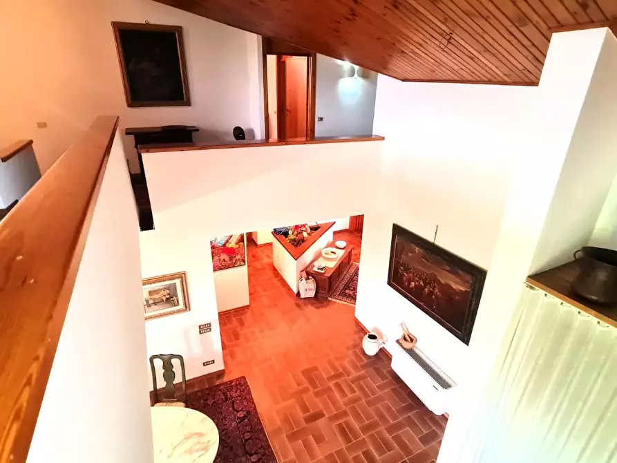 Immagine 17 di Villa in vendita  a San Miniato