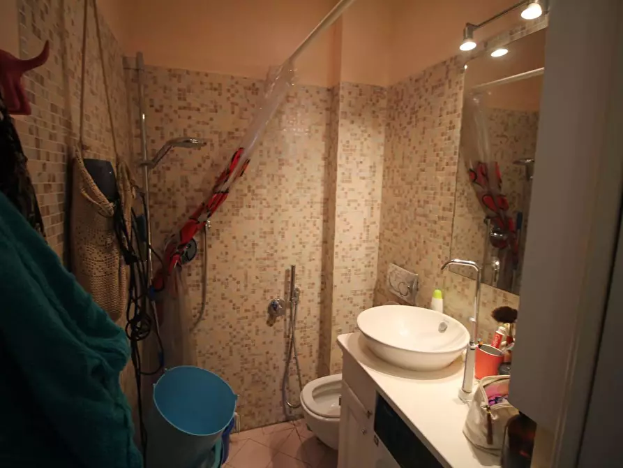 Immagine 9 di Appartamento in vendita  a Pisa