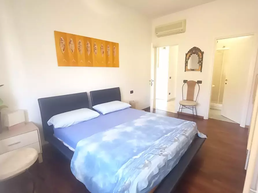 Immagine 17 di Appartamento in vendita  a Camaiore