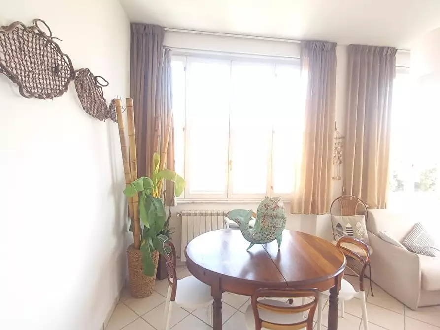 Immagine 22 di Appartamento in vendita  a Camaiore