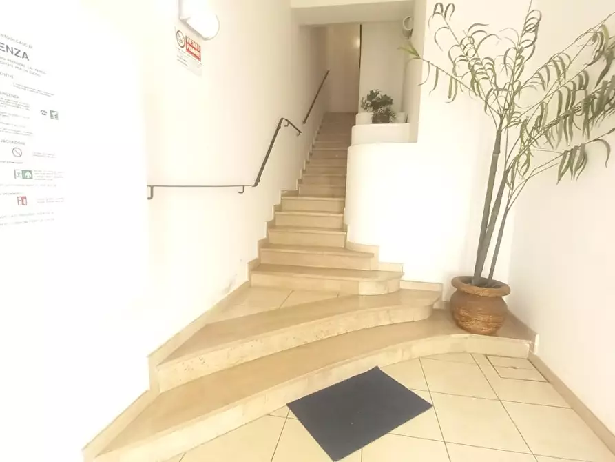 Immagine 3 di Appartamento in vendita  a Camaiore