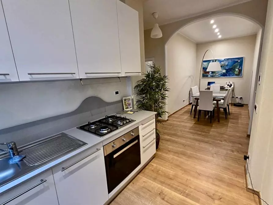 Immagine 18 di Appartamento in vendita  a Pisa