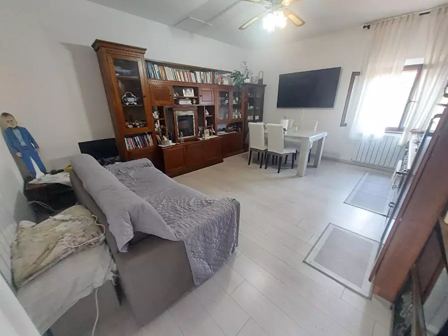 Immagine 1 di Appartamento in vendita  a Ponsacco