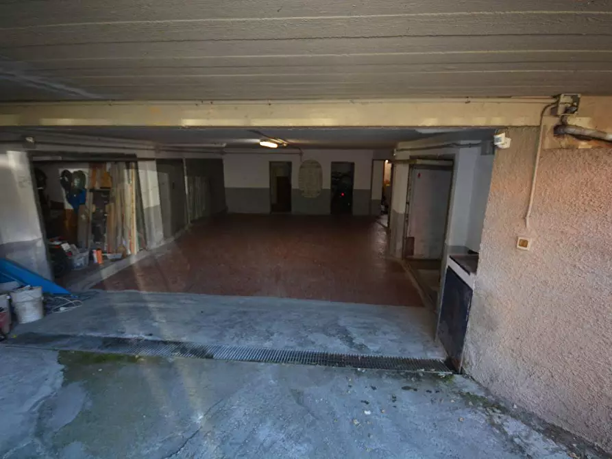 Immagine 27 di Appartamento in vendita  a Massa