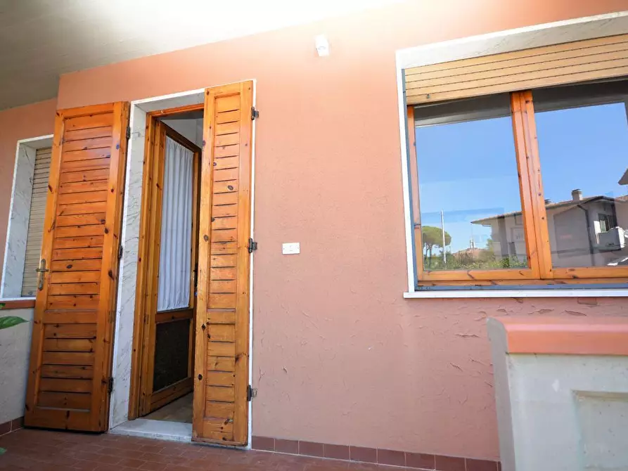 Immagine 3 di Appartamento in vendita  a Massa