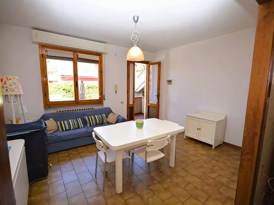 Immagine 8 di Appartamento in vendita  a Massa