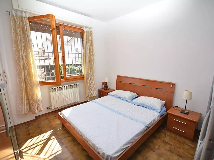 Immagine 41 di Appartamento in vendita  a Massa