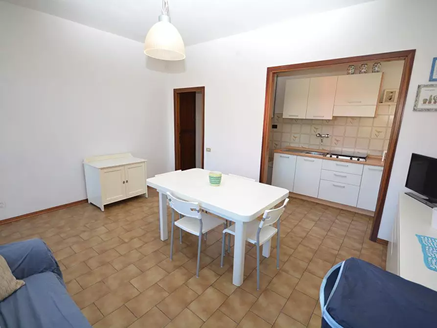 Immagine 32 di Appartamento in vendita  a Massa