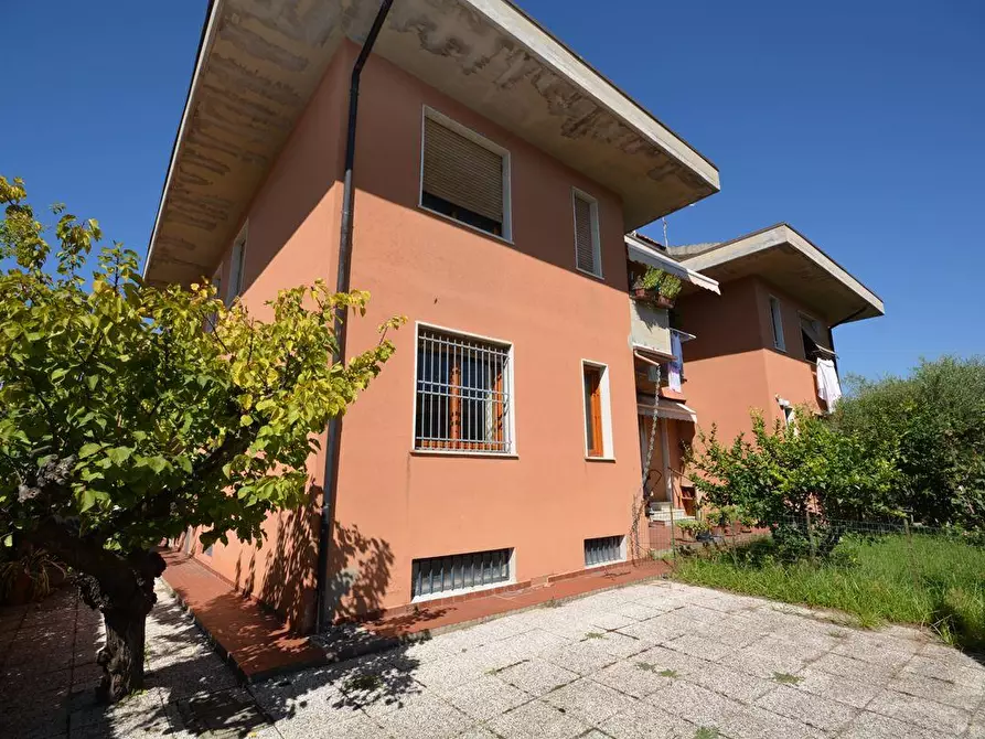 Immagine 24 di Appartamento in vendita  a Massa