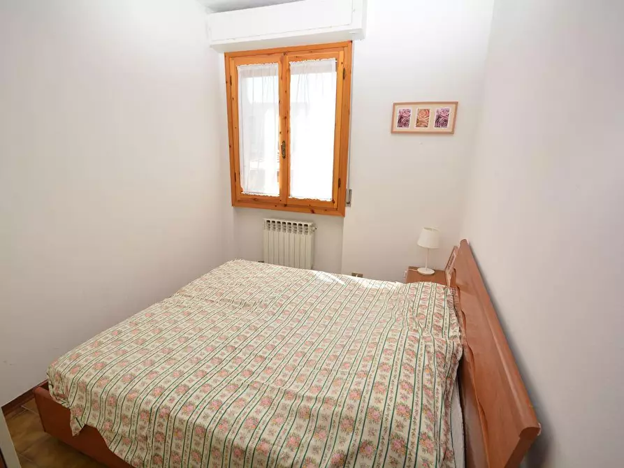 Immagine 37 di Appartamento in vendita  a Massa