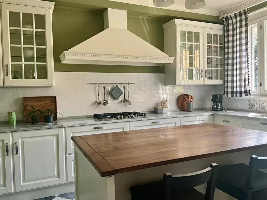 Immagine 1 di Terratetto in vendita  a Seravezza