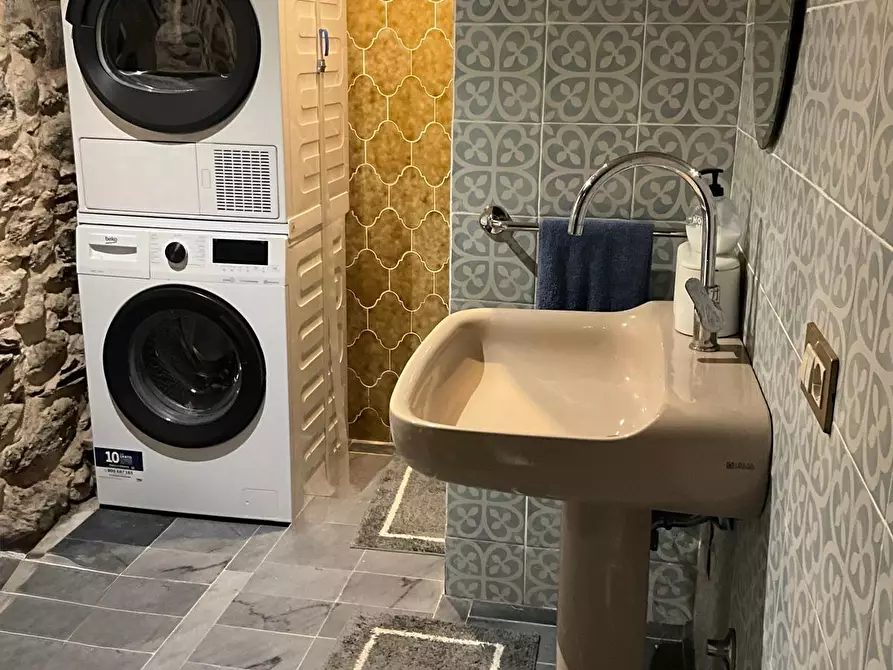 Immagine 28 di Terratetto in vendita  a Seravezza