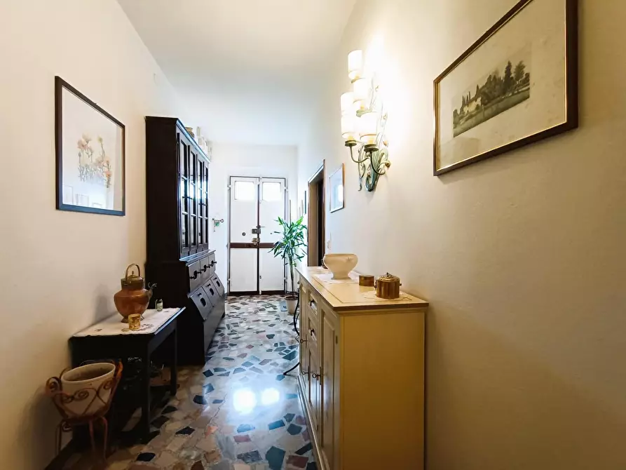 Immagine 16 di Appartamento in vendita  a Pisa