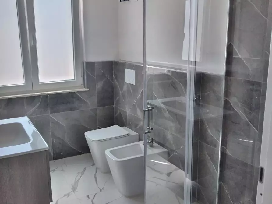 Immagine 12 di Appartamento in vendita  a Rosignano Marittimo