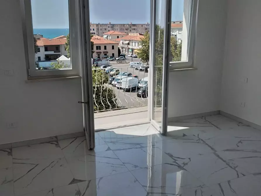 Immagine 6 di Appartamento in vendita  a Rosignano Marittimo