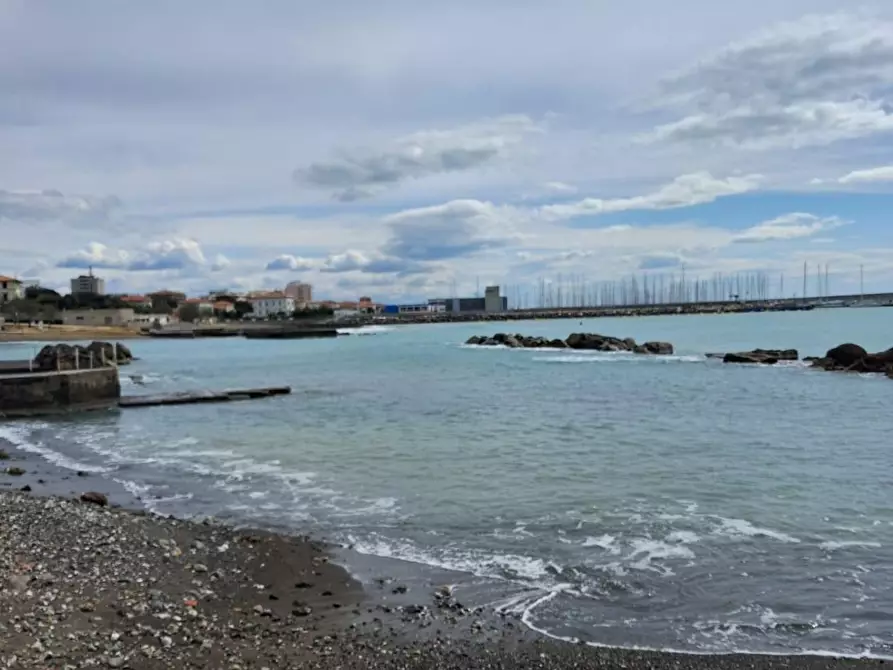 Immagine 16 di Appartamento in vendita  a Rosignano Marittimo