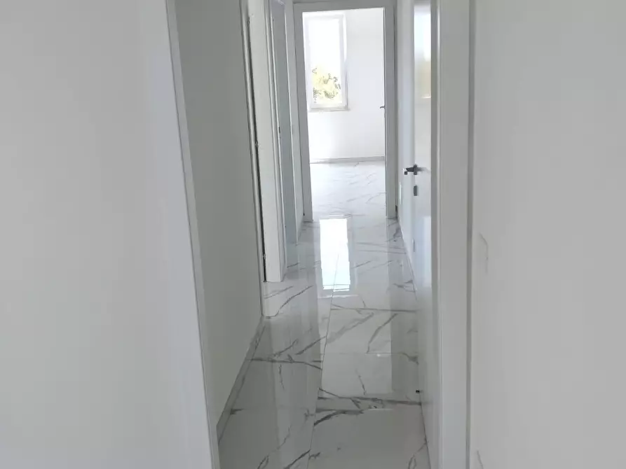 Immagine 3 di Appartamento in vendita  a Rosignano Marittimo