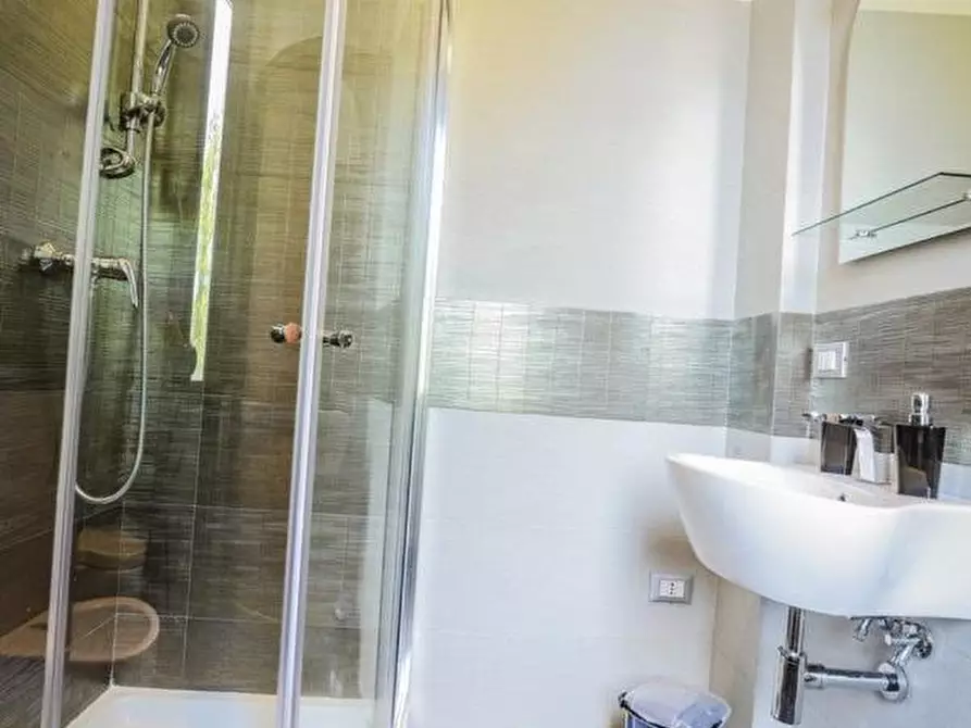 Immagine 15 di Casa indipendente in vendita  a Bagnone