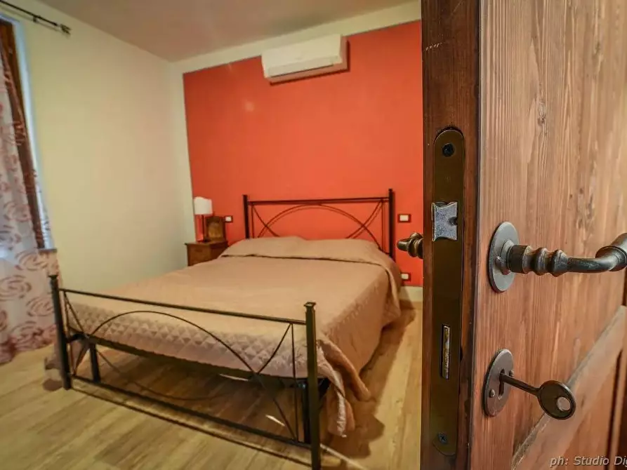 Immagine 9 di Casa indipendente in vendita  a Bagnone