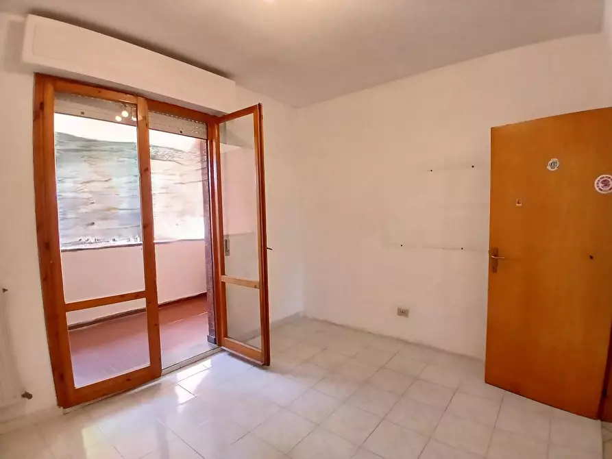 Immagine 4 di Appartamento in vendita  a Livorno