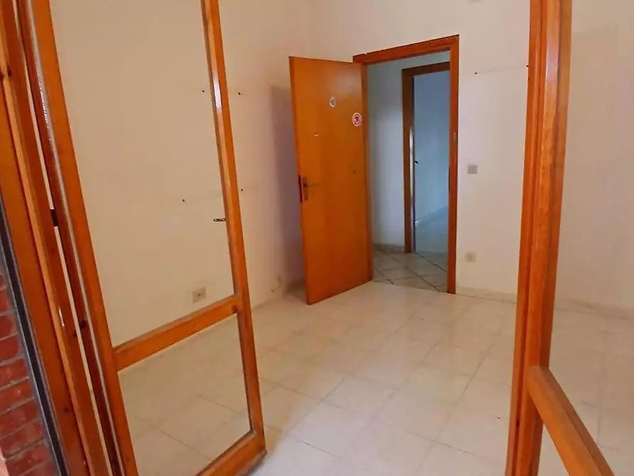 Immagine 6 di Appartamento in vendita  a Livorno