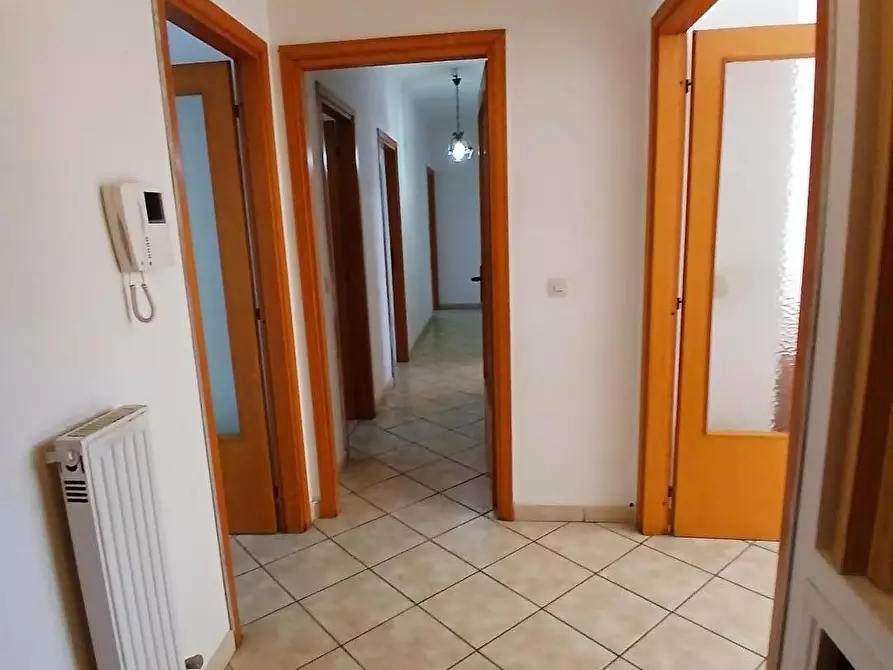 Immagine 14 di Appartamento in vendita  a Livorno