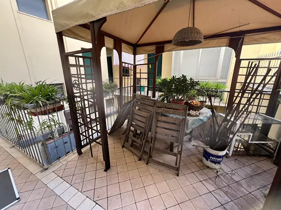 Immagine 7 di Appartamento in vendita  a Viareggio