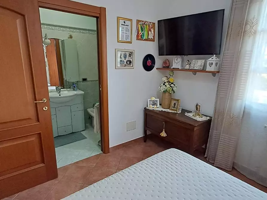 Immagine 13 di Terratetto in vendita  a Cecina