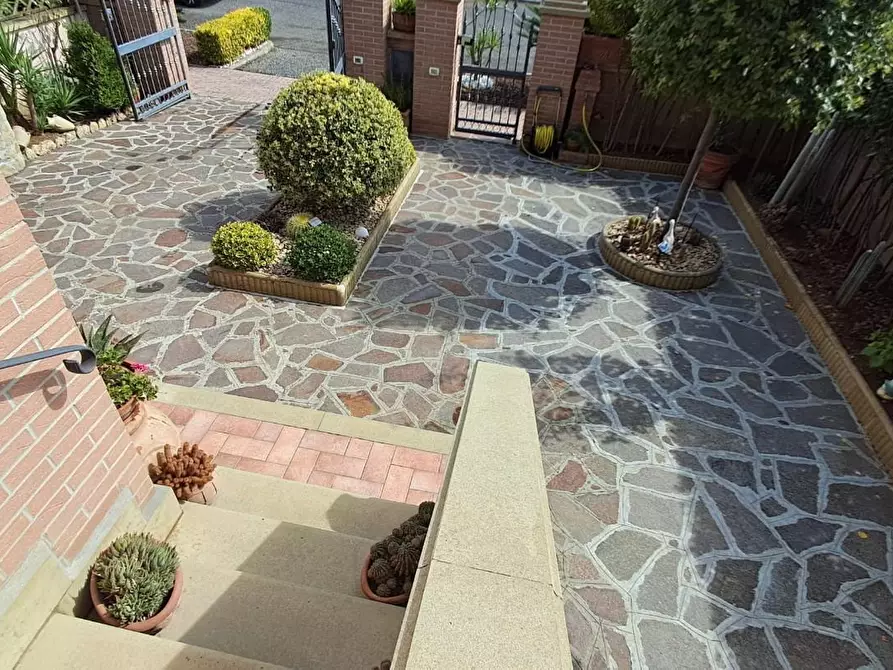 Immagine 38 di Terratetto in vendita  a Cecina