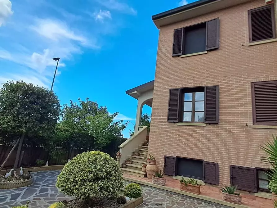 Immagine 7 di Terratetto in vendita  a Cecina