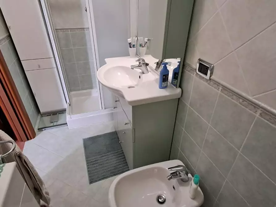 Immagine 15 di Terratetto in vendita  a Cecina