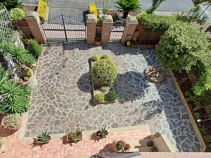 Immagine 8 di Terratetto in vendita  a Cecina