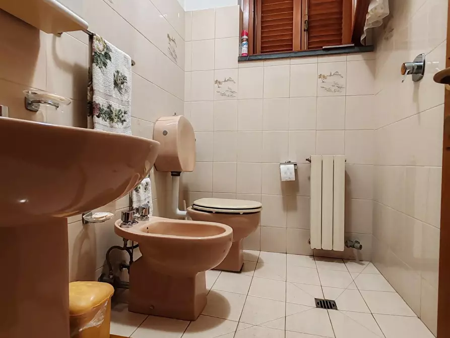 Immagine 7 di Appartamento in vendita  a Massa