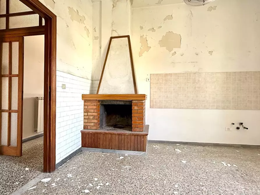 Immagine 15 di Casa bifamiliare in vendita  a Massa