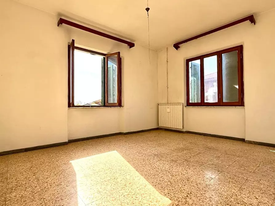 Immagine 23 di Casa bifamiliare in vendita  a Massa