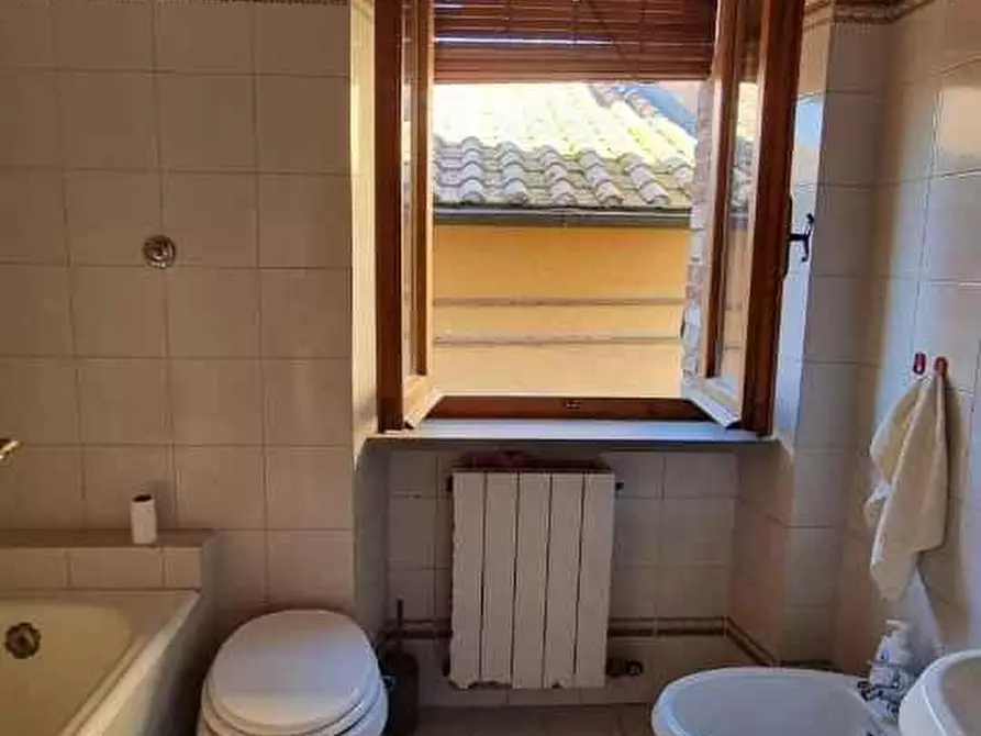 Immagine 10 di Appartamento in affitto  a San Gimignano